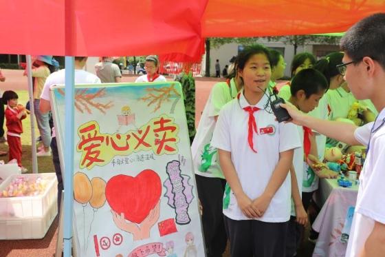 “隐性加班”成常态,合法权益不该“隐形”